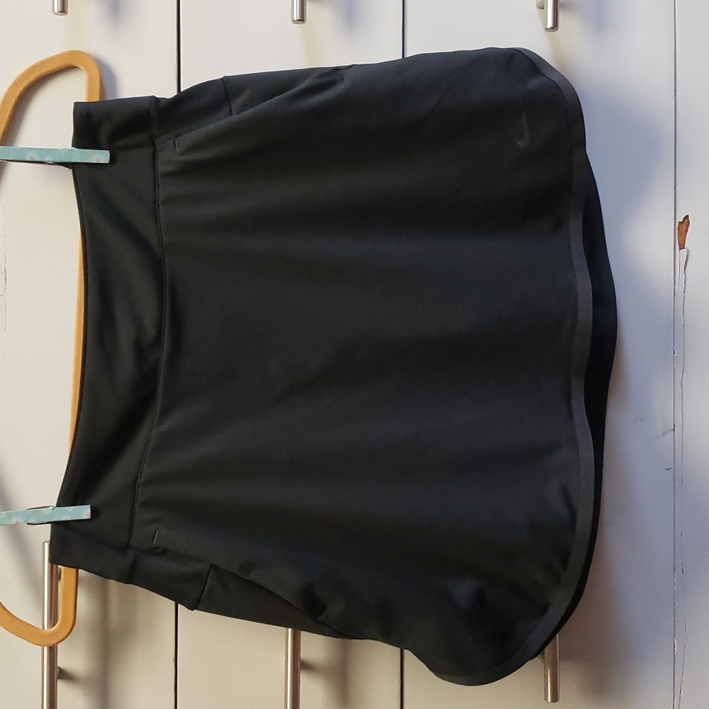 EUC Nike Dri-Fit Skort {S}